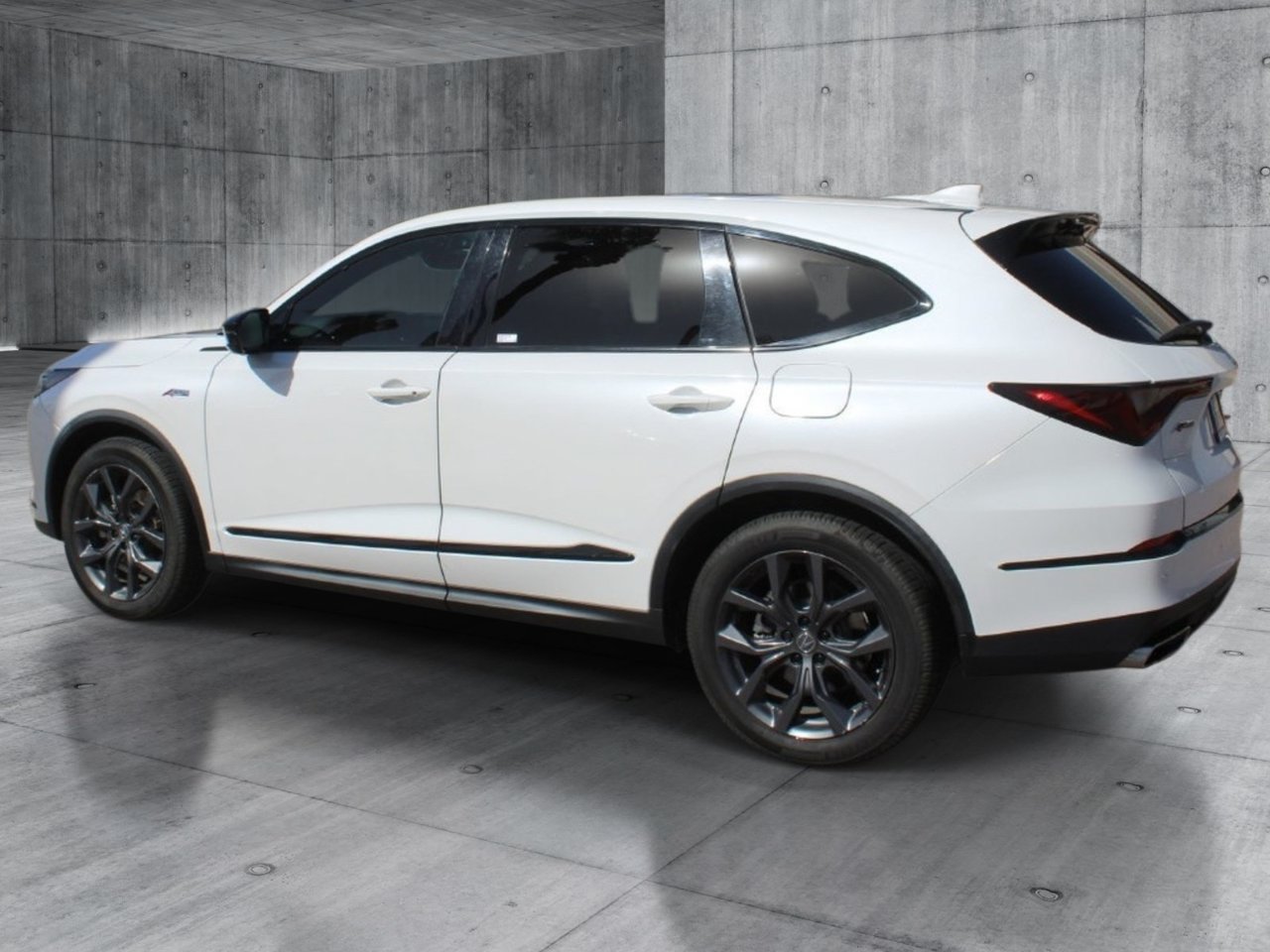 Used 2022 Acura MDX A-Spec AWD/4WD image 3