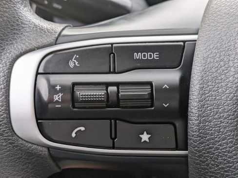 Used 2024 Kia Sportage LX image 20