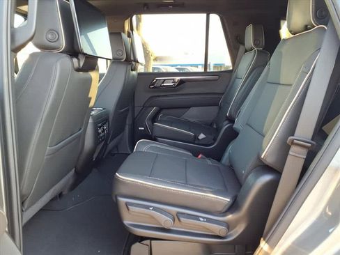 New 2026 Chevrolet Tahoe Premier image 16