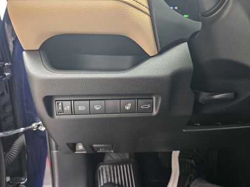 Certified 2022 Toyota RAV4 XLE Premium image 25