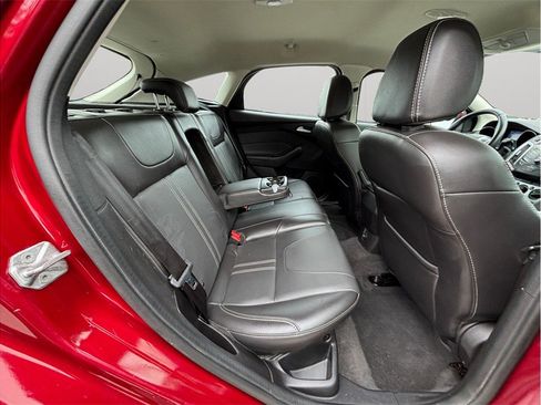 Used 2014 Ford Focus SE w/ Equipment Group 201A image 30