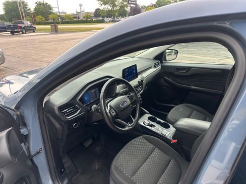 Used 2023 Ford Escape Active AWD/4WD image 10