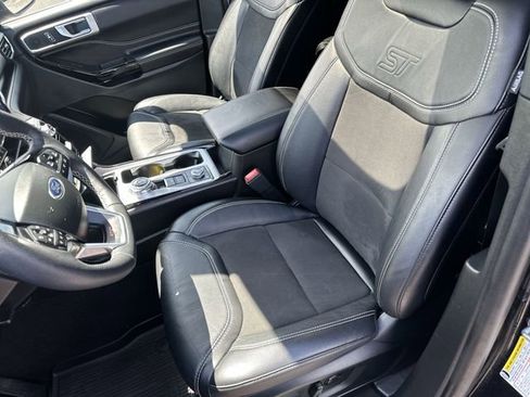 Used 2023 Ford Explorer ST AWD/4WD image 15