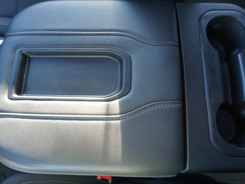 Used 2021 GMC Sierra 1500 Elevation image 22