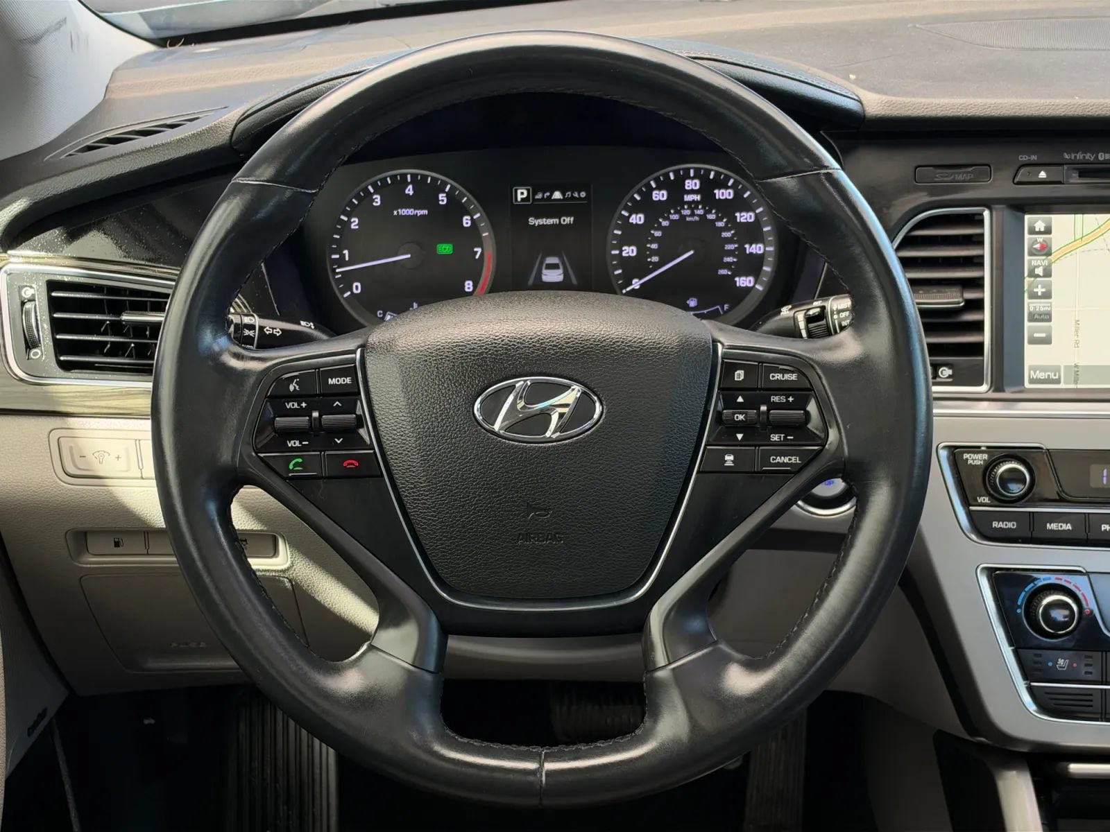Used 2016 Hyundai Sonata Limited w/ Option Group 04 FWD image 27