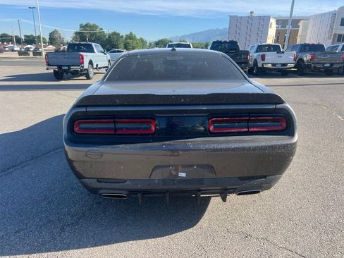 Used 2018 Dodge Challenger SXT Plus RWD image 8