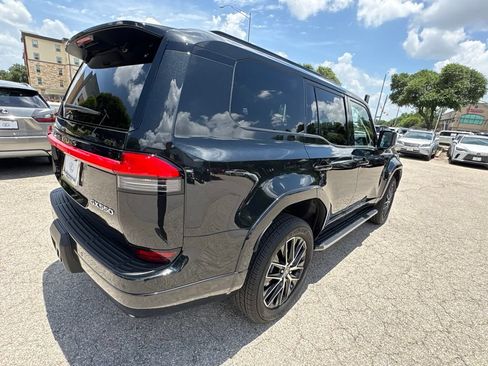 Used 2026 Lexus GX 550 w/ Cold Area Package AWD/4WD image 5