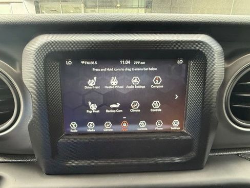 Used 2023 Jeep Gladiator Sport AWD/4WD image 24