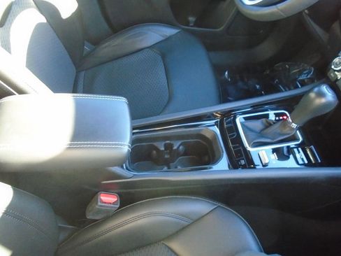 Certified 2022 Jeep Compass Altitude image 15