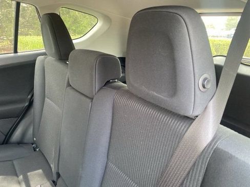 Used 2017 Toyota RAV4 LE FWD image 10