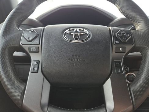 Used 2022 Toyota Tacoma TRD Sport w/ Technology Package RWD image 30