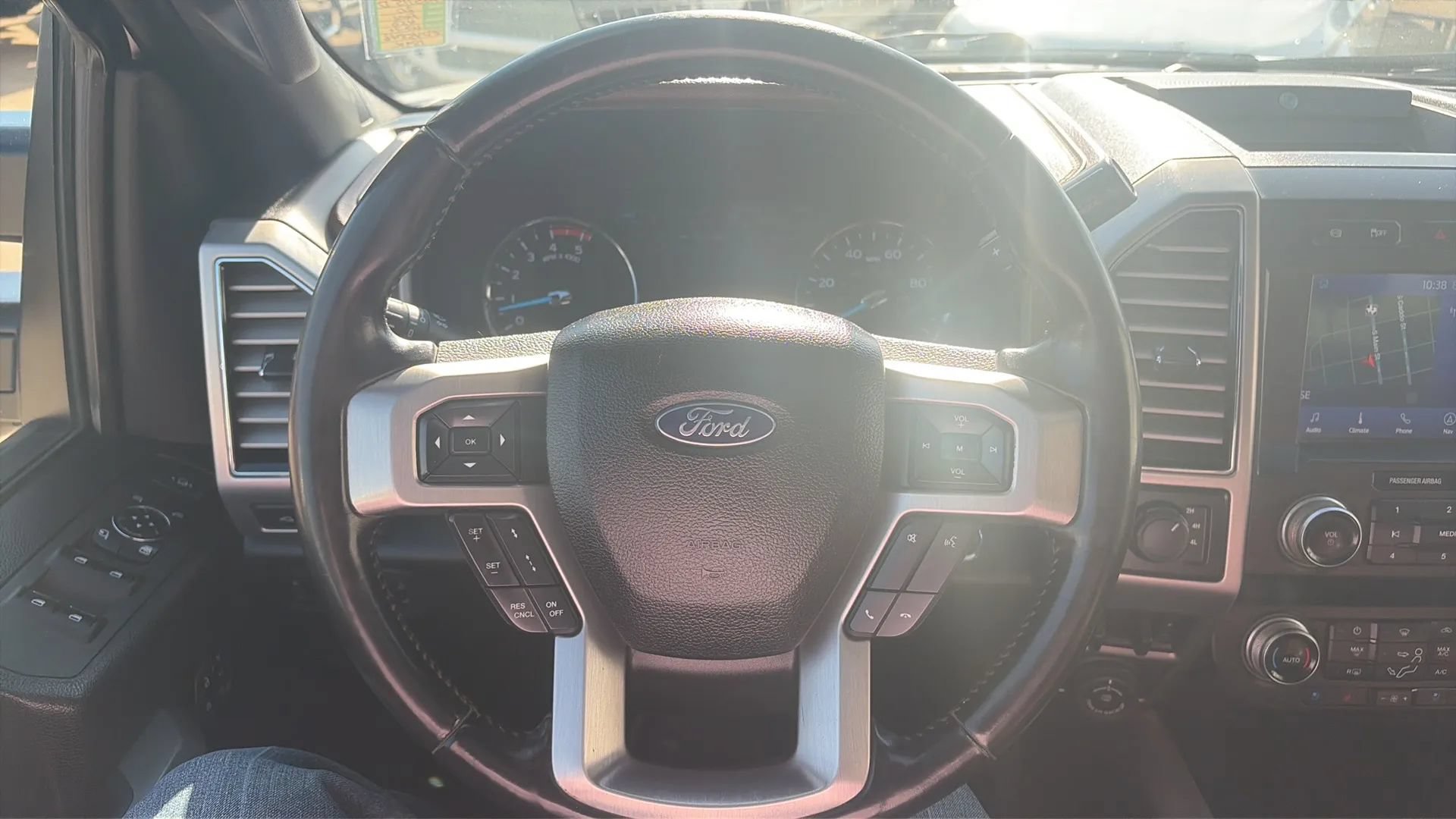 Used 2020 Ford F450 Platinum w/ FX4 Off-Road Package AWD/4WD image 12