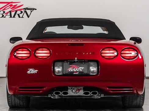 Used 2001 Chevrolet Corvette Convertible w/ Preferred Equipment Group2 image 12