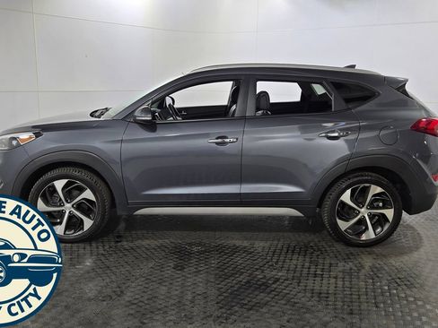 Used 2018 Hyundai Tucson Limited AWD/4WD image 4