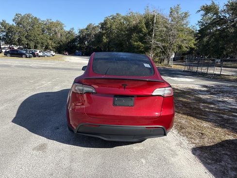 Used 2024 Tesla Model Y Long Range image 5