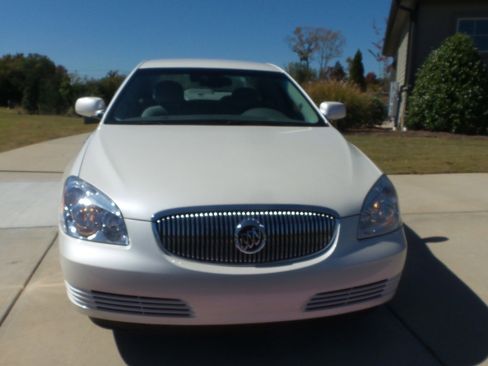 Used 2008 Buick Lucerne CX w/ Driver Confidence Package image 10