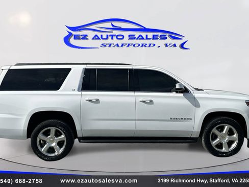 Used 2019 Chevrolet Suburban LT image 4