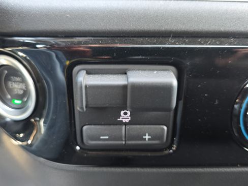 Used 2024 GMC Sierra 2500 SLE w/ SLE Convenience Package AWD/4WD image 22