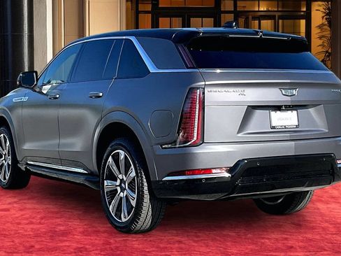 New 2026 Cadillac Escalade IQ Luxury 2 w/ LPO, Floor Liner Package AWD/4WD image 4