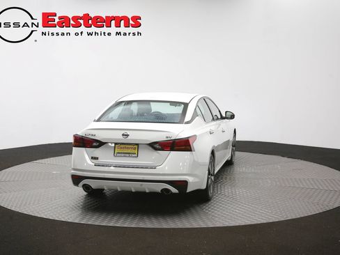 Used 2022 Nissan Altima 2.5 SV w/ SV Premium Package FWD image 38