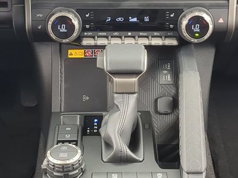 Certified 2026 Toyota 4Runner Limited AWD/4WD image 19