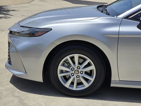 Used 2025 Toyota Camry LE FWD image 6