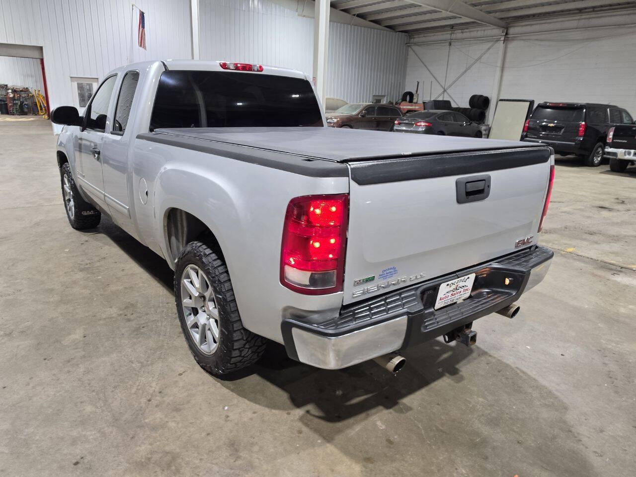 Used 2012 GMC Sierra 1500 SLE w/ Power Tech Package AWD/4WD image 10