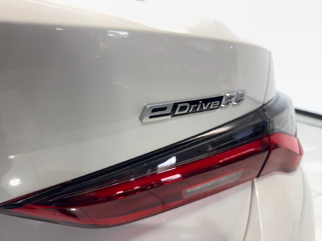 Used 2024 BMW i4 eDrive35 w/ Convenience Package RWD image 26