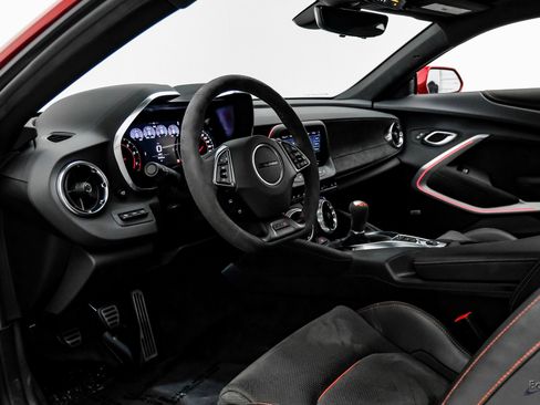 Used 2023 Chevrolet Camaro ZL1 image 33