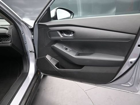 Certified 2025 Honda Accord LX image 23