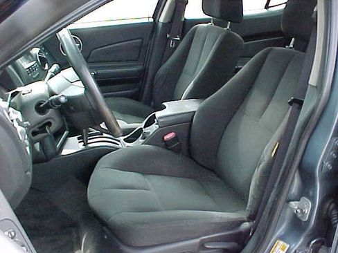 Used 2007 Pontiac Grand Prix GT w/ Special Edition Package FWD image 17