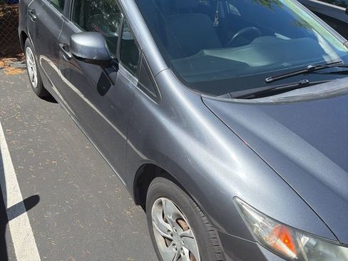 Used 2013 Honda Civic LX image 3