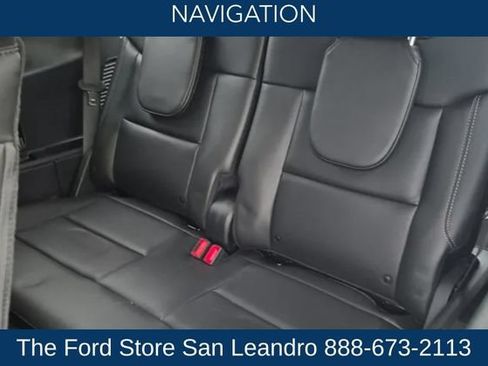 Used 2015 Ford Explorer XLT w/ Equipment Group 202A FWD image 9