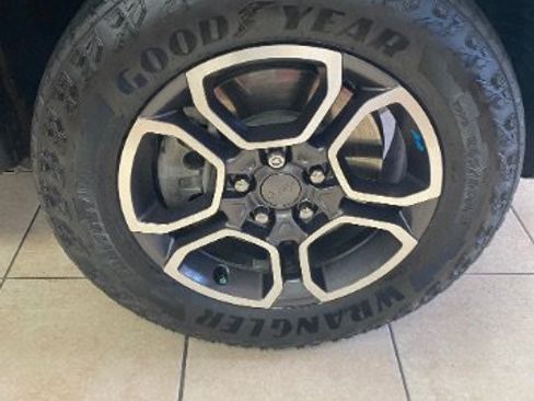 Used 2022 Jeep Grand Cherokee Trailhawk w/ Advanced Protech Group II AWD/4WD image 31