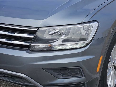 Used 2018 Volkswagen Tiguan S image 7
