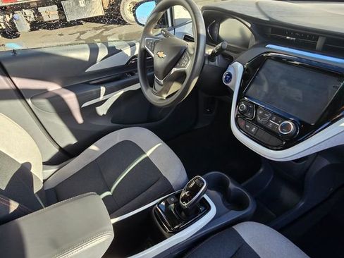 Used 2020 Chevrolet Bolt LT image 11