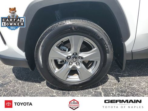 Used 2025 Toyota RAV4 XLE w/ Convenience Package FWD image 13