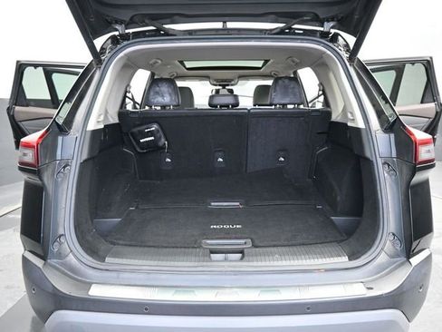 Used 2021 Nissan Rogue SL image 42