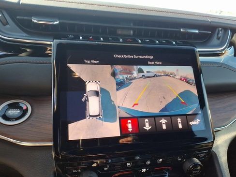 New 2025 Jeep Grand Cherokee L Summit image 18