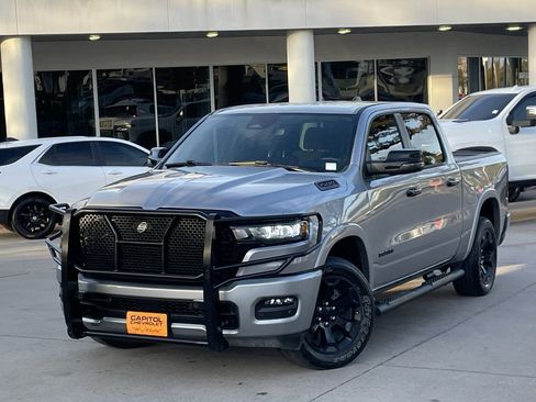 Used 2025 RAM 1500 Lone Star image 9