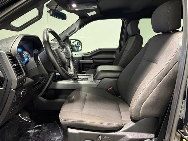 Used 2018 Ford F150 XLT w/ Equipment Group 302A Luxury AWD/4WD image 11