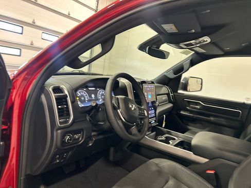 New 2026 RAM 1500 Big Horn AWD/4WD image 18
