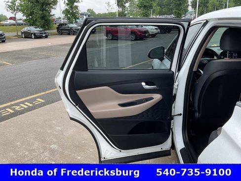 Used 2020 Hyundai Santa Fe SE w/ Cargo Package AWD/4WD image 15