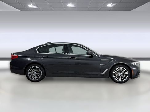 Used 2020 BMW 530i xDrive w/ Premium Package AWD/4WD image 8