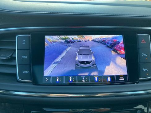 Used 2021 Buick Enclave Avenir AWD/4WD image 31