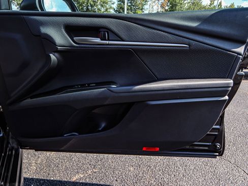 Used 2025 Toyota Camry SE image 36