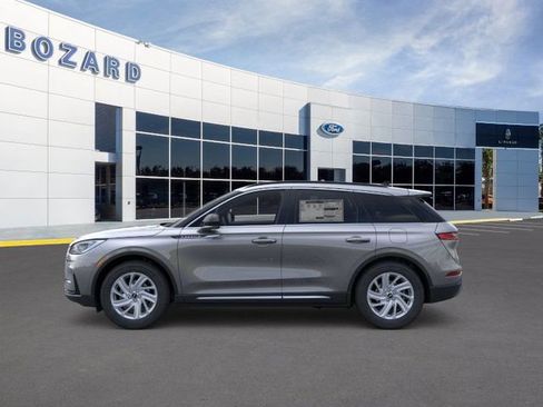 New 2026 Lincoln Corsair Premiere image 3