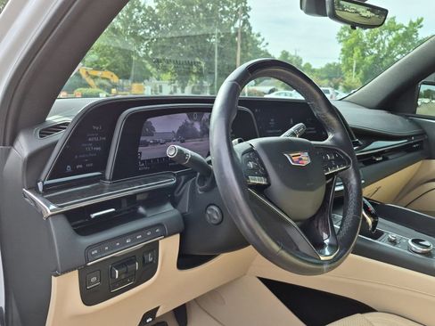 Certified 2023 Cadillac Escalade Premium Luxury w/ Performance Package AWD/4WD image 10