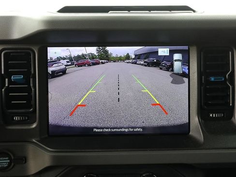 Used 2024 Ford Bronco Black Diamond AWD/4WD image 17