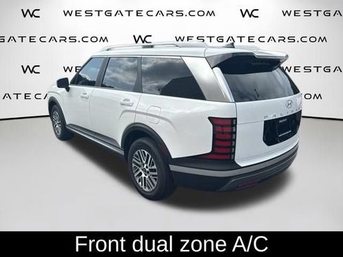 Used 2026 Hyundai Palisade SEL FWD image 13